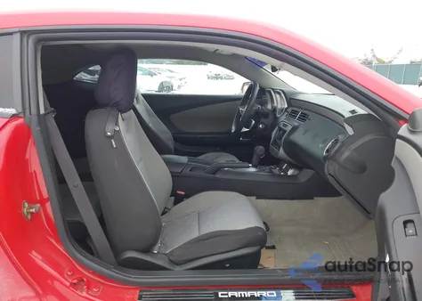 2010 Chevrolet Camaro 1Ls z USA, uszkodzony, nr VIN 2G1FA1EV1A9116874